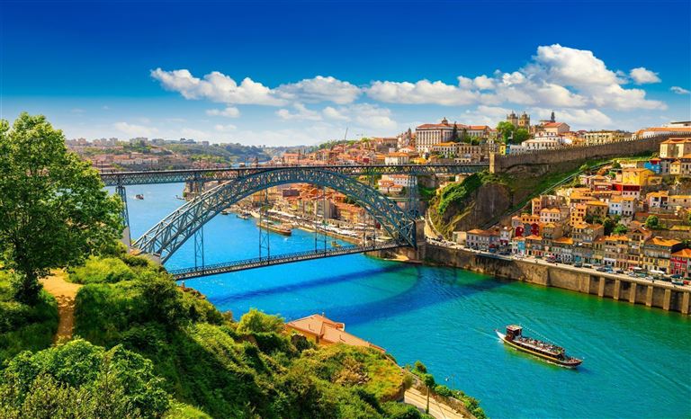 Portugal zum Kennenlernen ©Aleh Varanishcha/istock